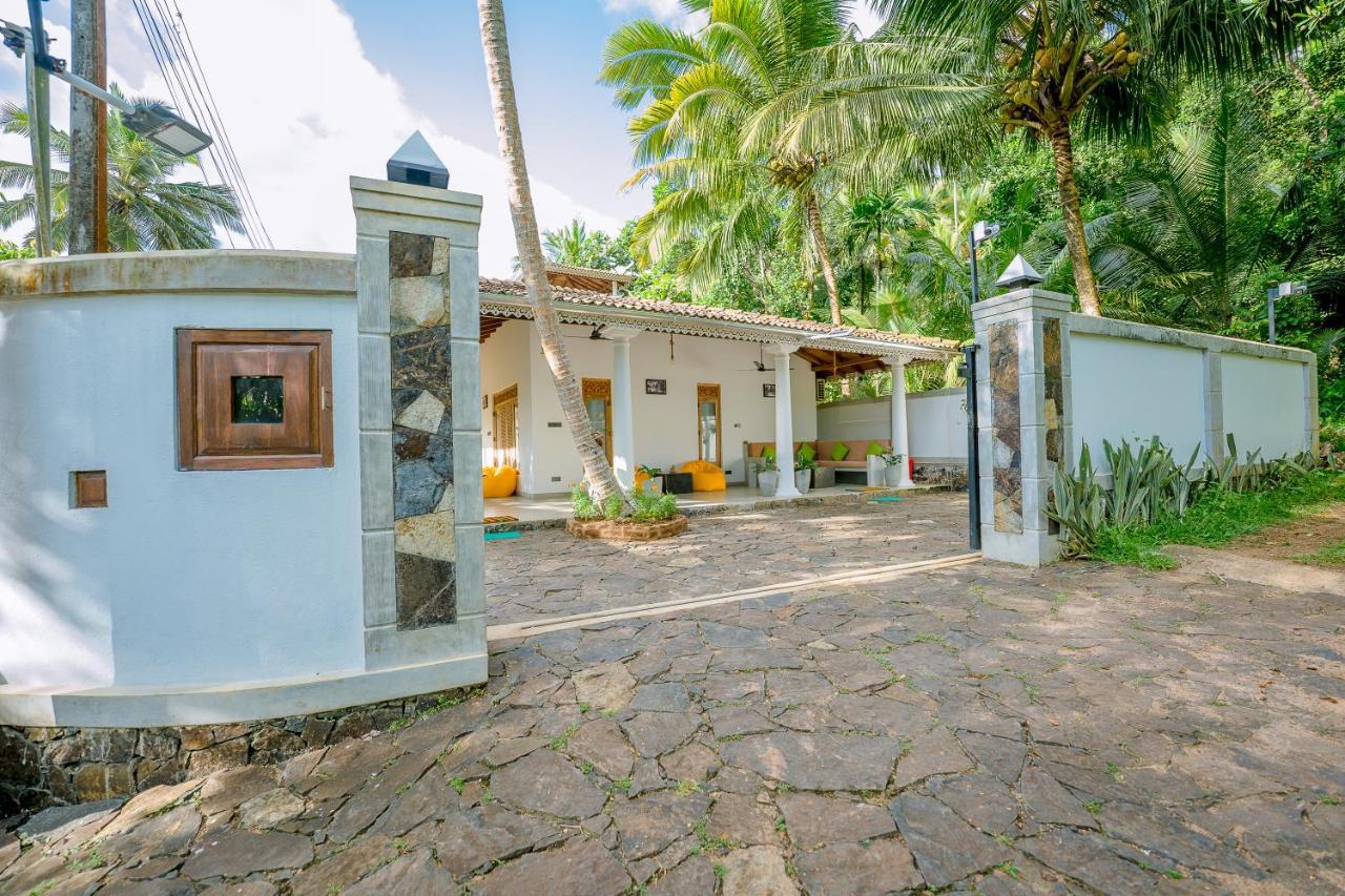 Sixth Sense Hostel Unawatuna Esterno foto